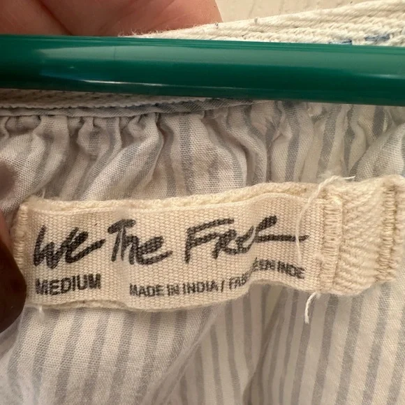 Women's Light Blue Blouse fits large - Picture 5 of 5